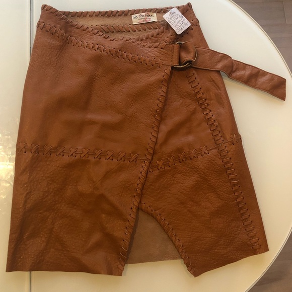 NWT Free People Belted Leather Skirt - Picture 3 of 3